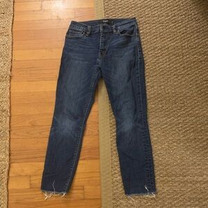 Women’s Hudson Barbara super skinny jean in Wonderwall with frayed hem. Size 25.